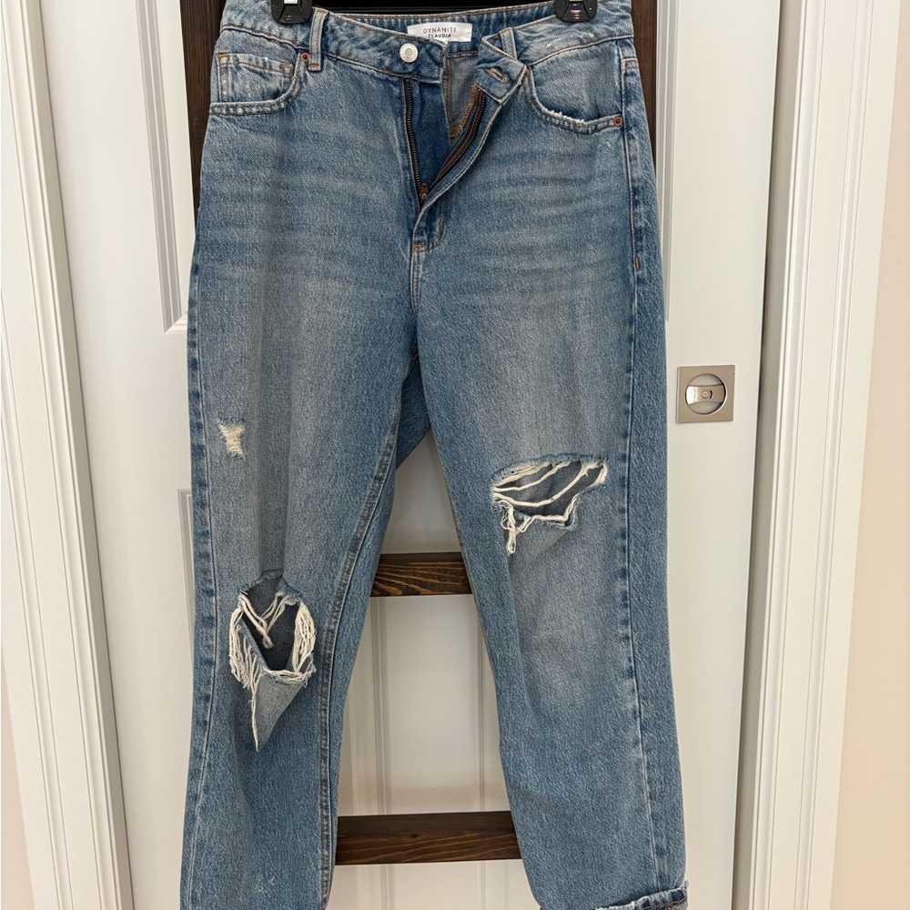 “Claudia” Ripped Jeans, Mint Condition